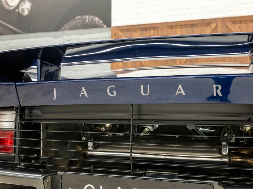 Immagine 43/46 di Jaguar XJ 220 (1993)