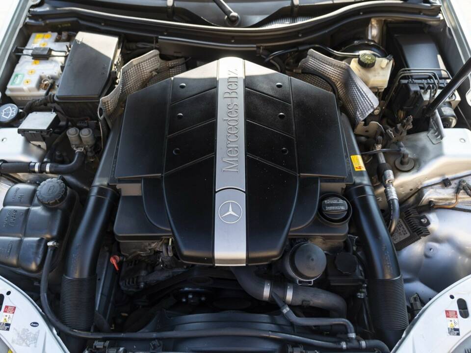 Image 43/50 de Mercedes-Benz SLK 320 (2001)