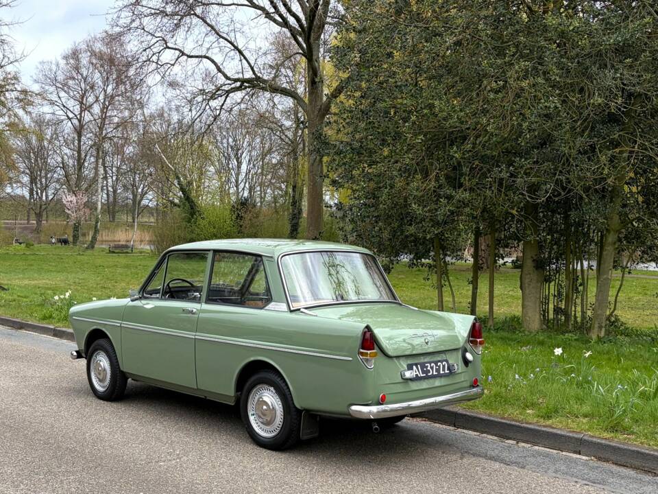 Image 7/13 of DAF Daffodil 31 (1964)