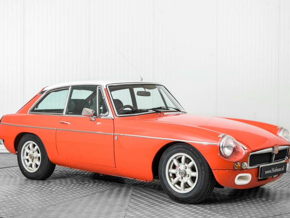 Bild 5/50 von MG MGB GT V8 SEC (1978)