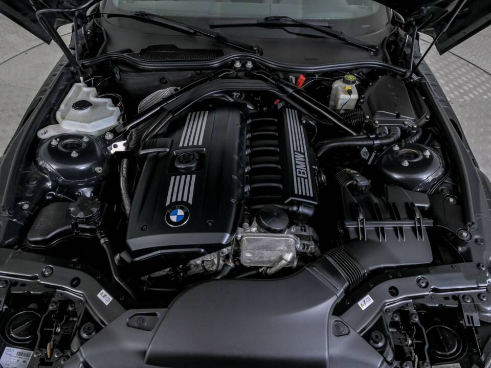 Image 45/50 of BMW Z4 sDrive23i (2010)