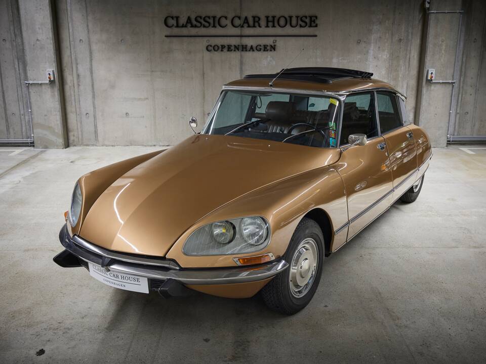 Image 25/99 of Citroën DS 23 Injection (1973)