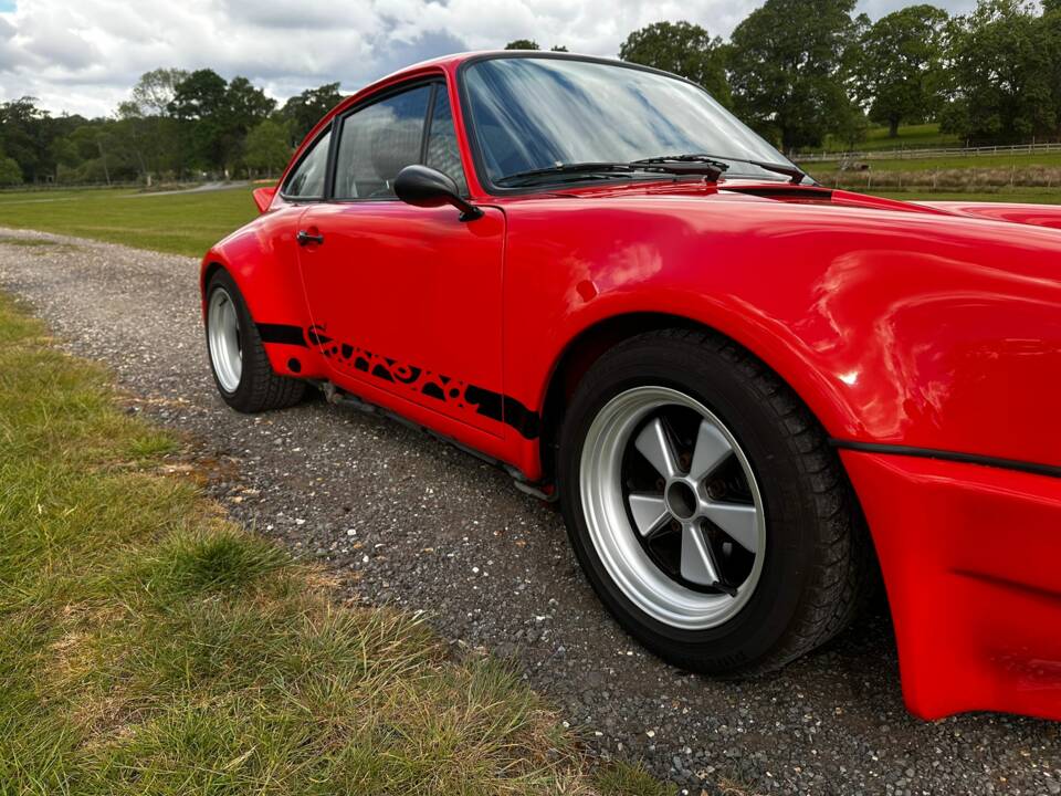 Bild 19/47 von Porsche 911 Carrera 4 (1990)