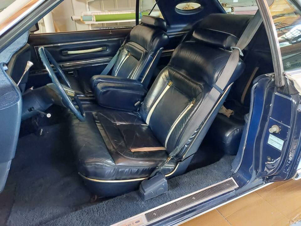 Bild 9/24 von Lincoln Continental Mark V (1979)