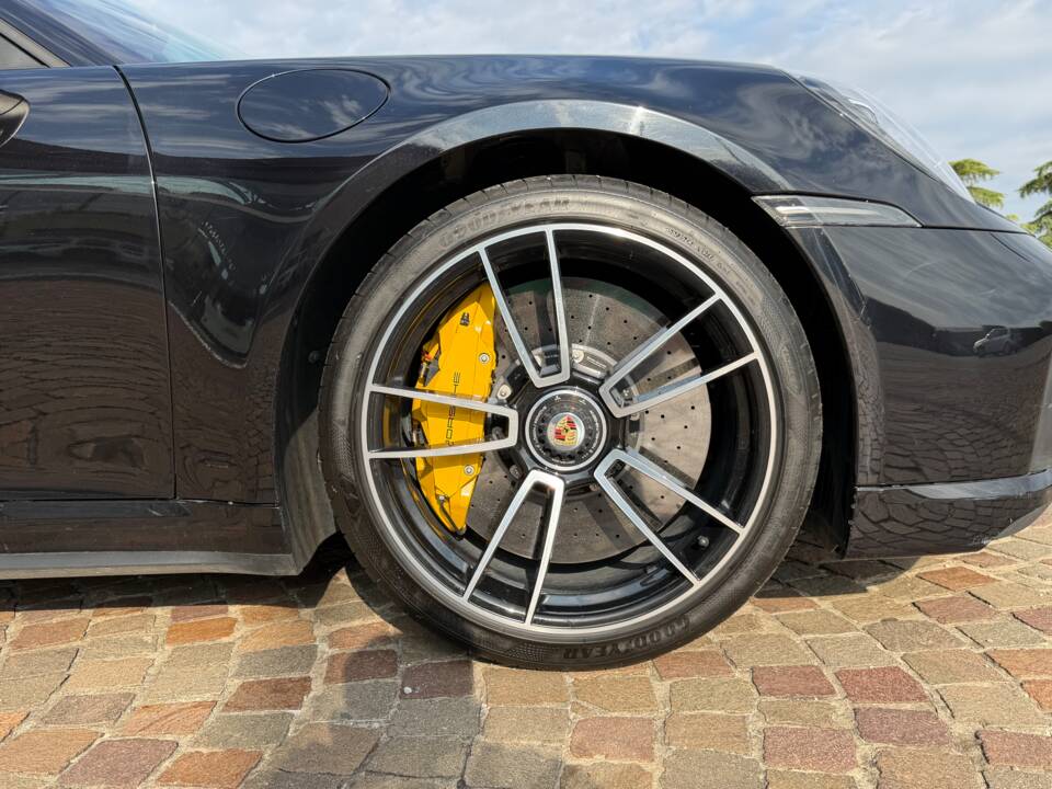 Bild 20/27 von Porsche 911 Turbo S (2020)