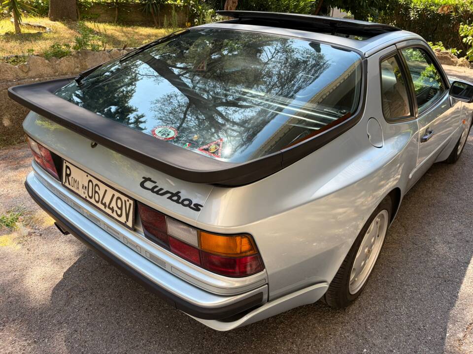 Image 23/98 of Porsche 944 Turbo S (1988)