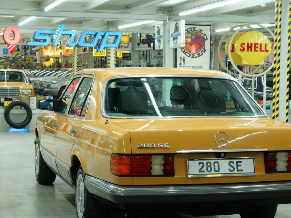 Bild 7/50 von Mercedes-Benz 280 SE (1981)