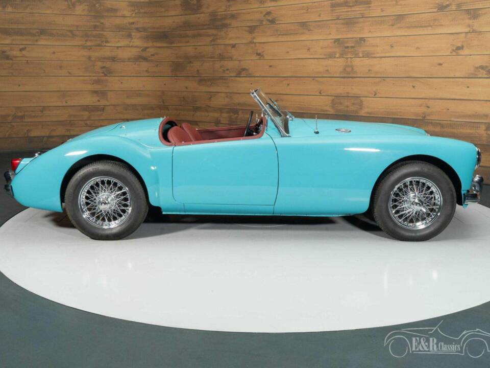 Image 11/19 de MG MGA 1500 (1958)