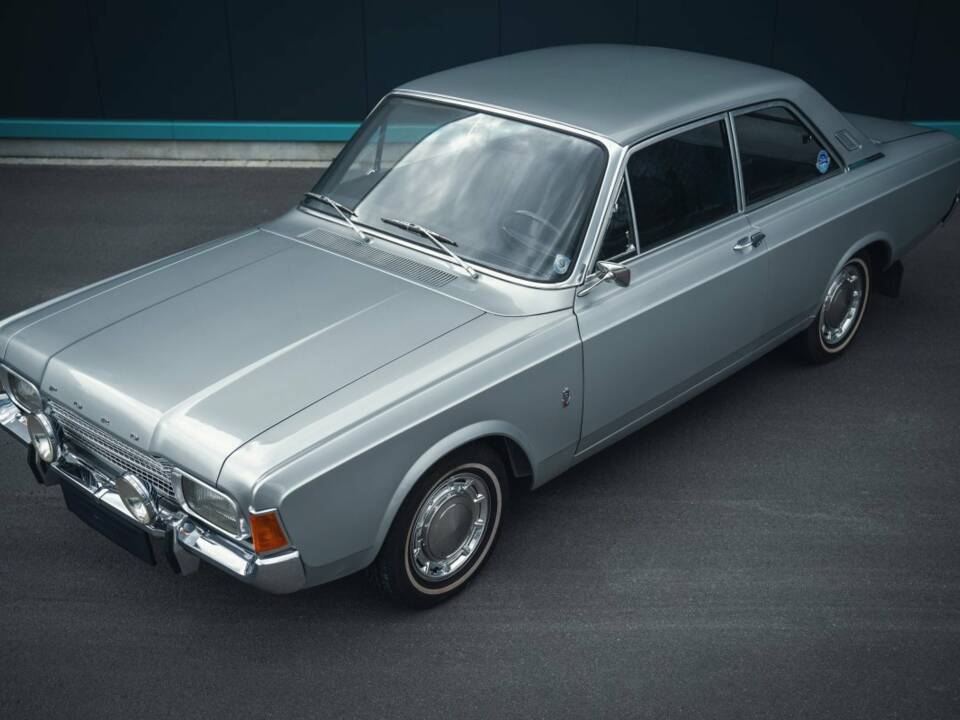 Image 1/15 of Ford 17m 2000S (1969)