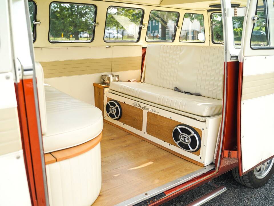 Image 7/50 of Volkswagen T1 Kombi (1964)