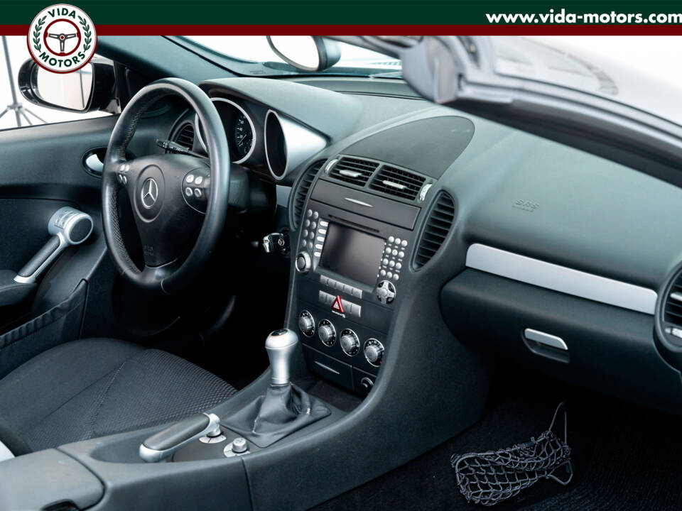 Image 10/15 de Mercedes-Benz SLK 280 (2006)