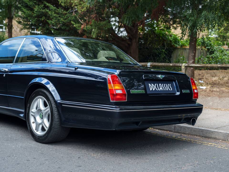 Image 13/26 of Bentley Continental R Mulliner (2001)