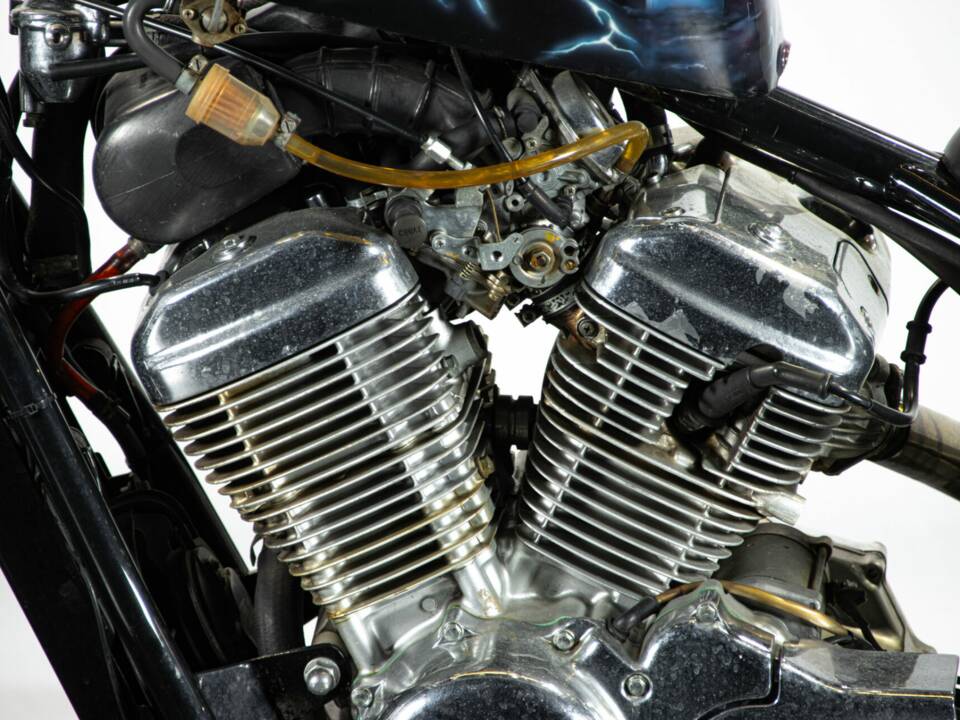 Image 18/50 of Honda VT 600C Shadow (1991)