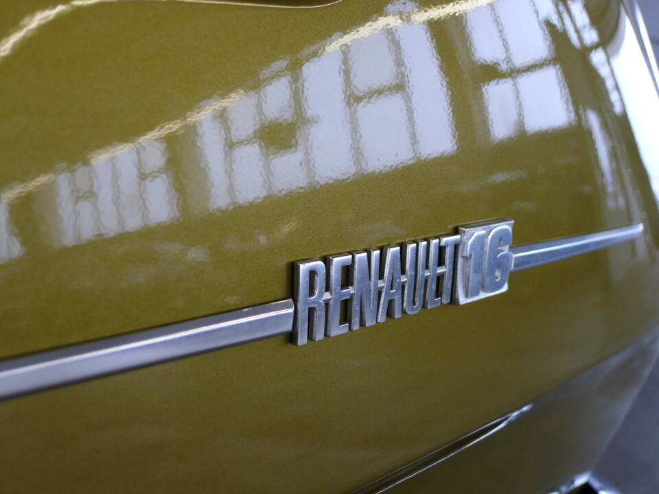 Image 42/50 of Renault R 16 TX (1978)