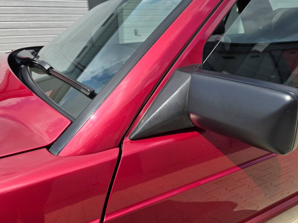 Imagen 37/69 de Mercedes-Benz 190 E 1.8 (1991)