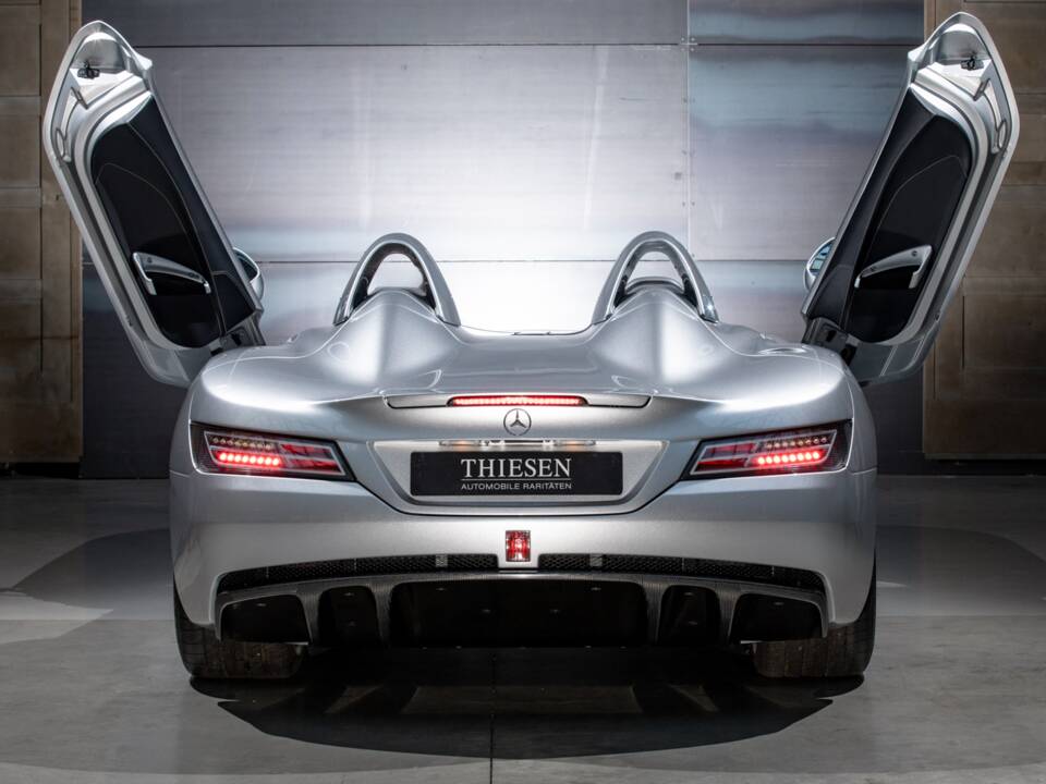 Image 9/28 of Mercedes-Benz SLR McLaren 722 S (2009)