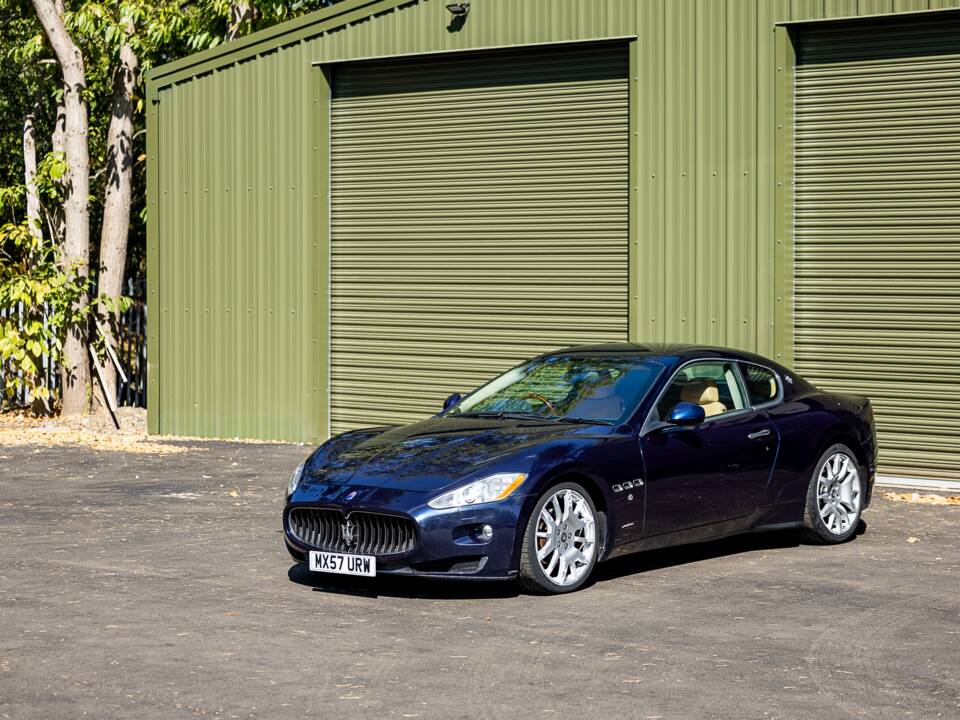 Immagine 12/31 di Maserati GranTurismo 4.2 (2008)