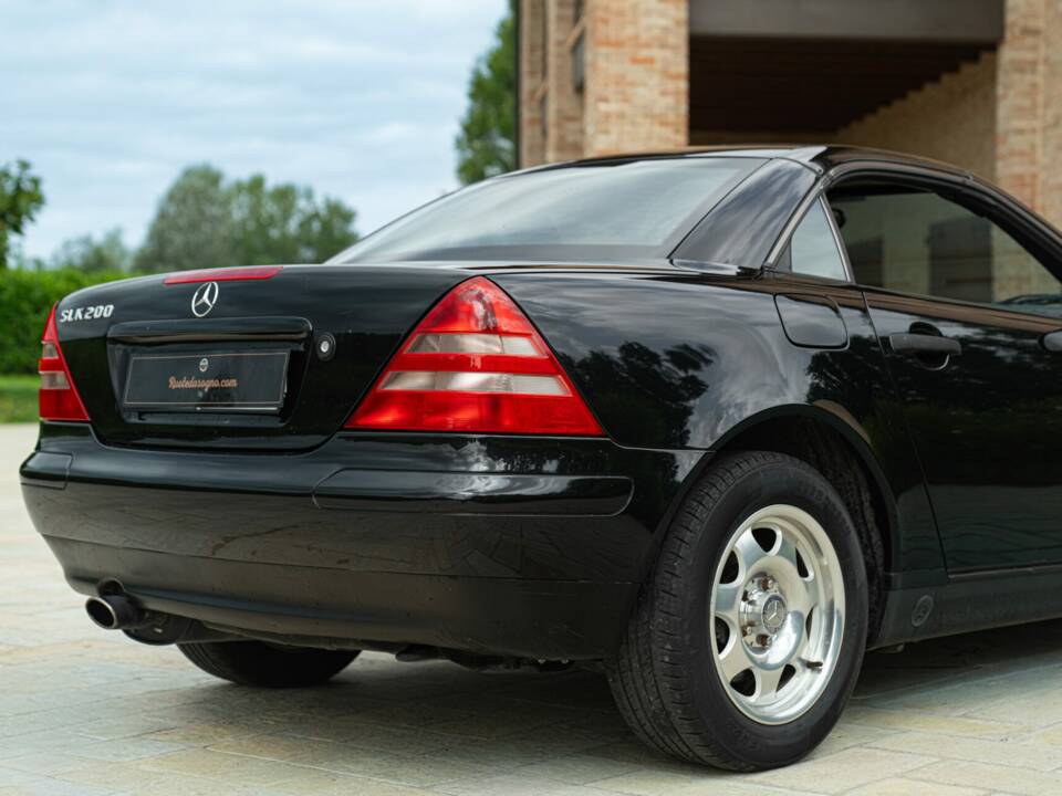 Afbeelding 27/50 van Mercedes-Benz SLK 200 (1998)