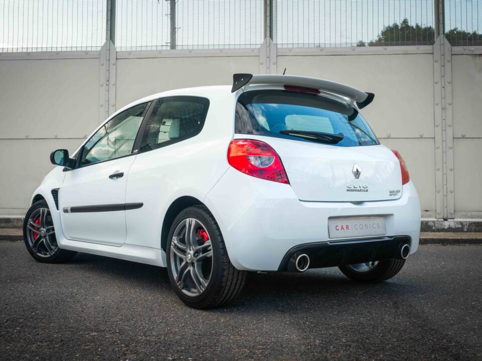 Afbeelding 23/58 van Renault Clio III 1.4 16V (2010)