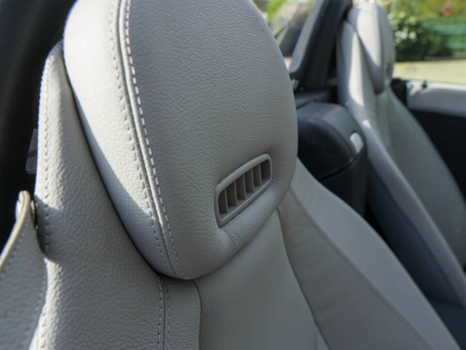 Bild 11/50 von Mercedes-Benz SLK 280 (2005)