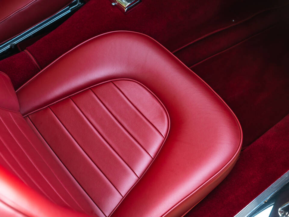 Image 26/37 of Maserati 3500 GT Touring (1960)
