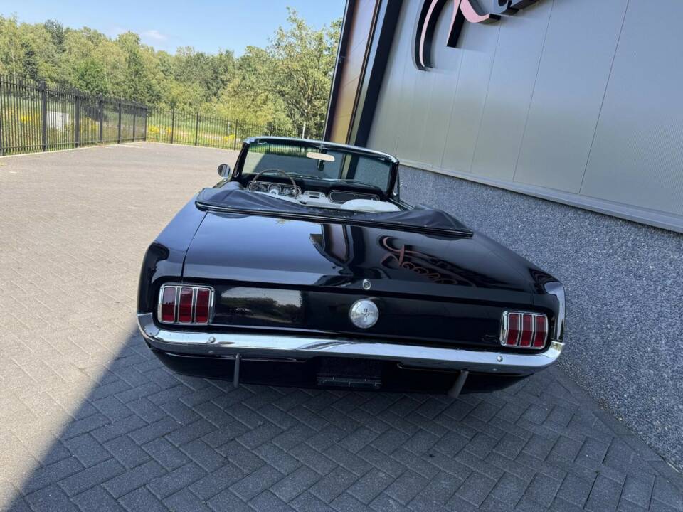 Image 6/47 de Ford Mustang 390 GTA (1966)