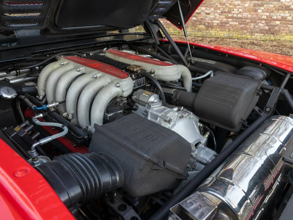 Bild 48/50 von Ferrari 512 TR (1994)