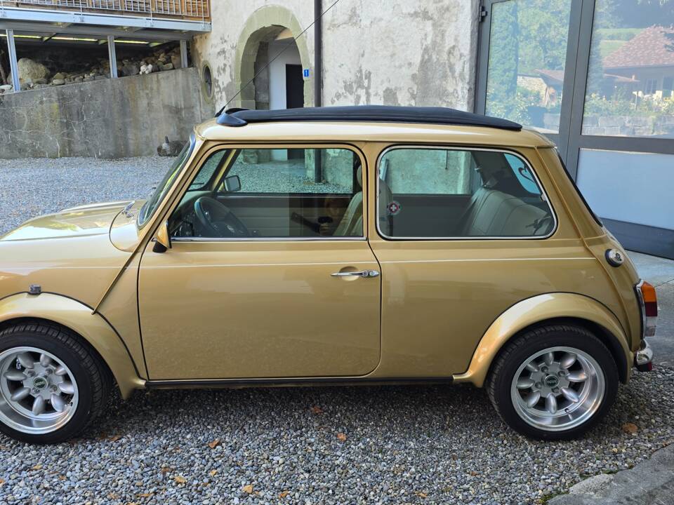 Immagine 3/32 di Mini Cooper 1.3i MPI (2000)