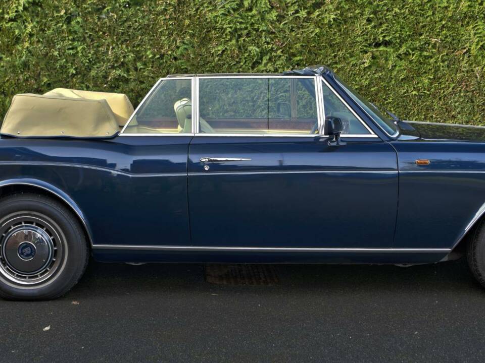 Image 9/50 of Rolls-Royce Corniche III (1990)