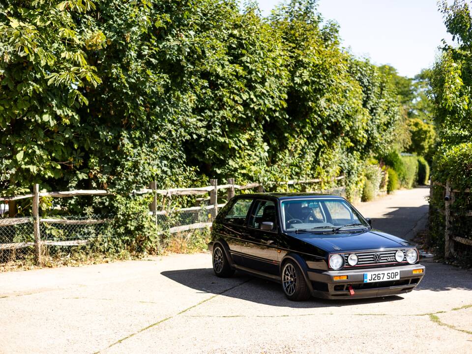 Bild 15/50 von Volkswagen Golf II GTi 1.8 (1991)