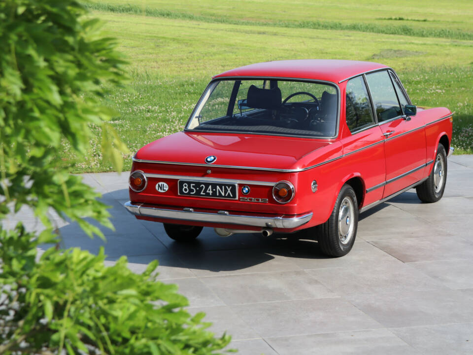 Image 19/50 of BMW 2002 (1970)