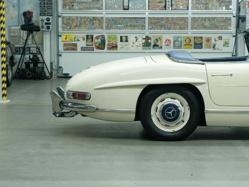 Bild 24/50 von Mercedes-Benz 300 SL Roadster (1959)