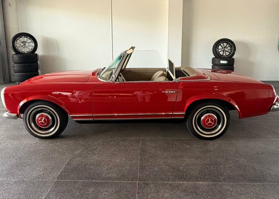 Image 4/8 de Mercedes-Benz 250 SL (1967)