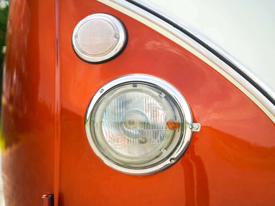 Image 36/50 of Volkswagen T1 Kombi (1964)