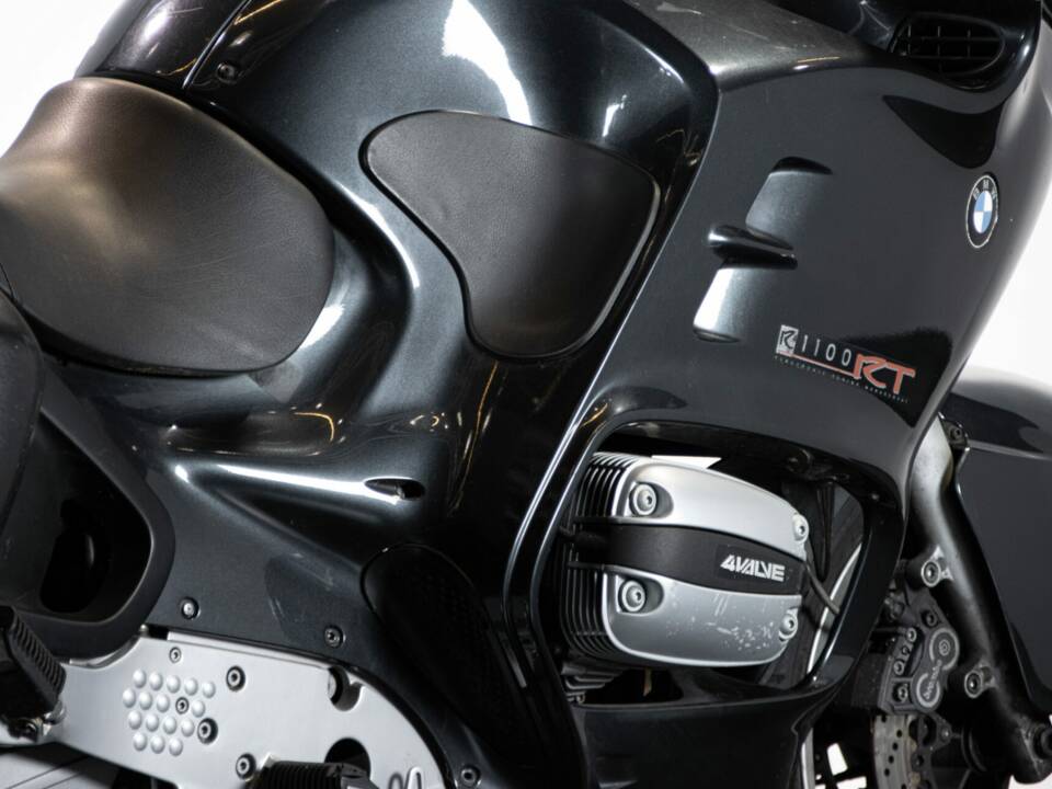 Image 26/50 de BMW R 1100 RT (1998)