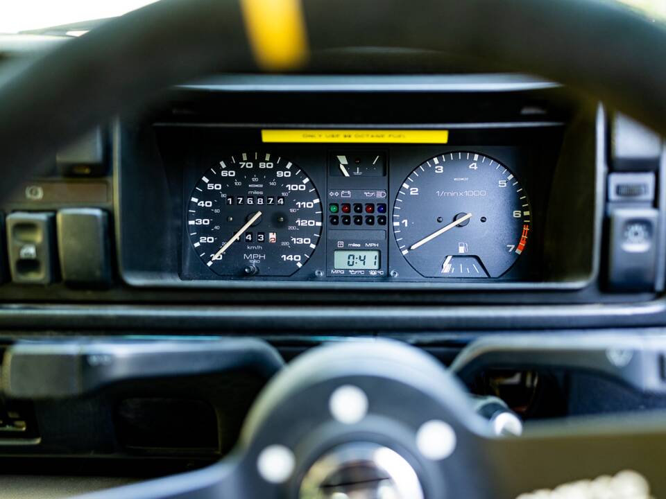 Bild 37/50 von Volkswagen Golf II GTi 1.8 (1991)