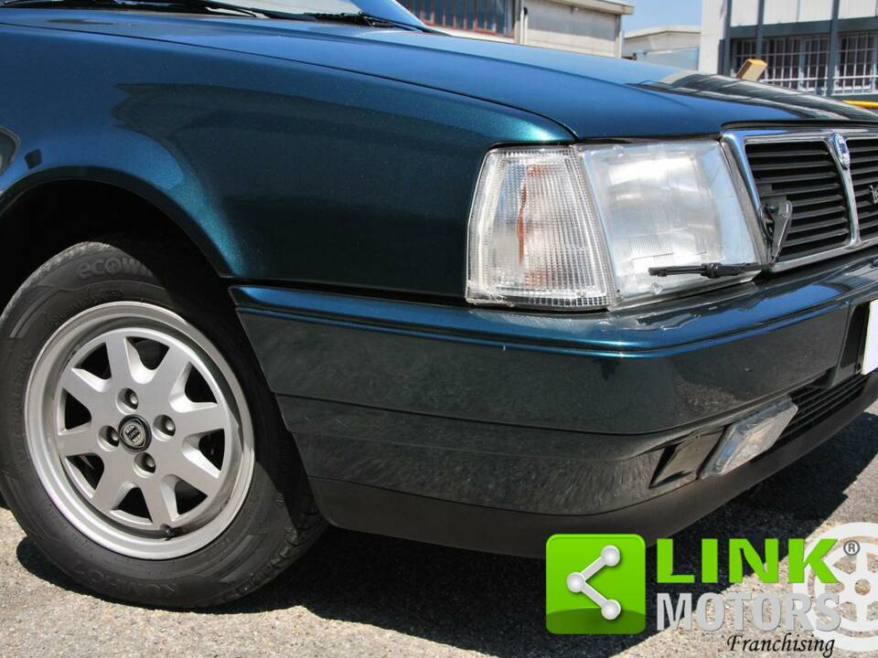 Afbeelding 7/10 van Lancia Thema I.E. Turbo (1986)