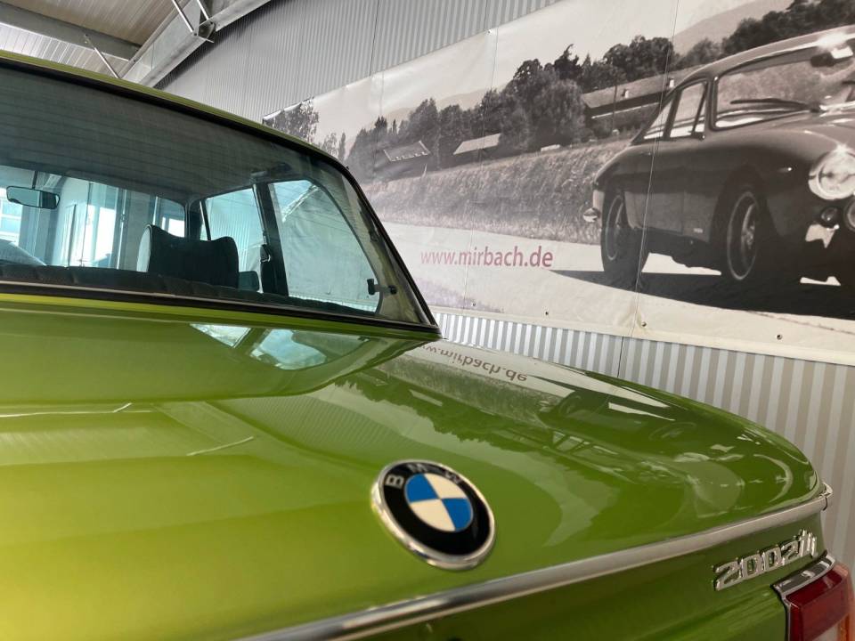Image 9/15 de BMW 2002 tii (1975)