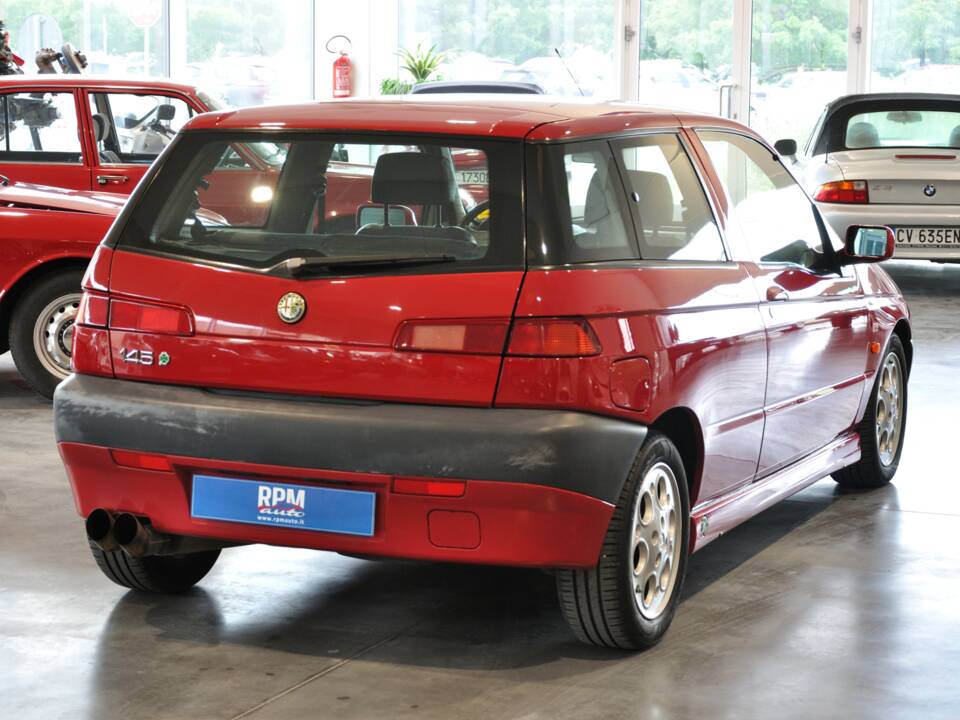 Afbeelding 5/29 van Alfa Romeo 145 Quadrifoglio Verde (1996)