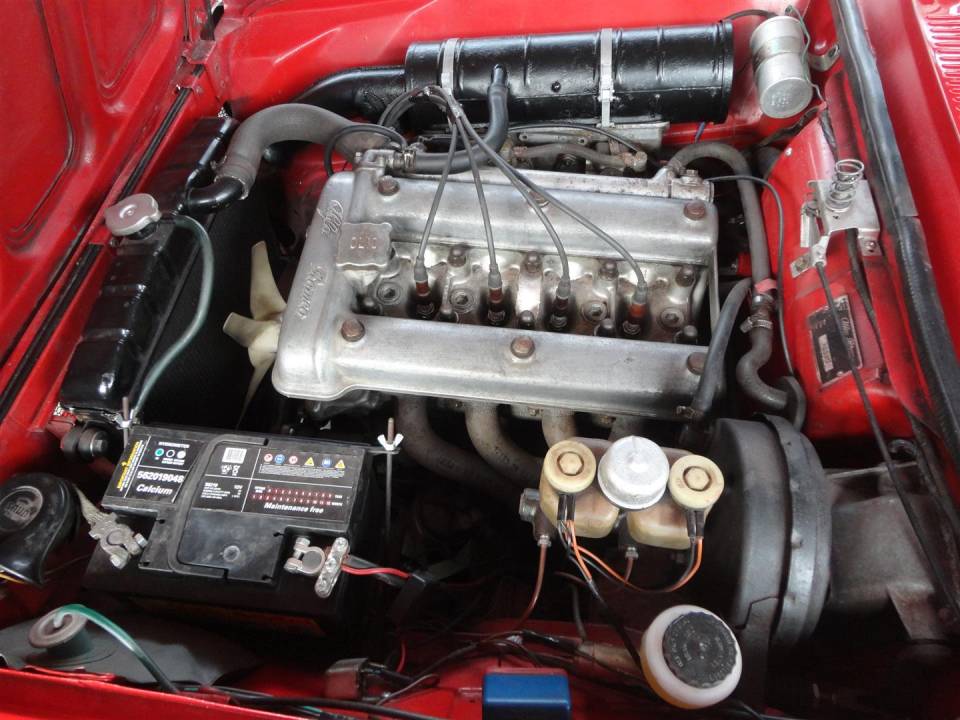 Bild 2/24 von Alfa Romeo Giulia 1300 GT Junior (1971)
