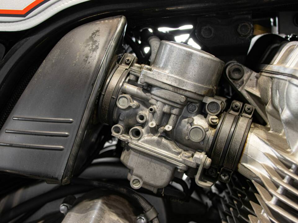 Image 47/50 of Honda DUMMY (1980)