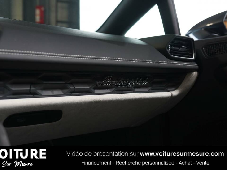 Image 21/44 de Lamborghini Huracán Spyder (2016)