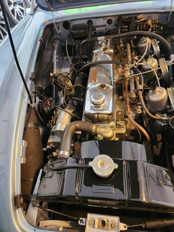 Image 7/9 of Austin-Healey 3000 Mk II (BT7) (1961)