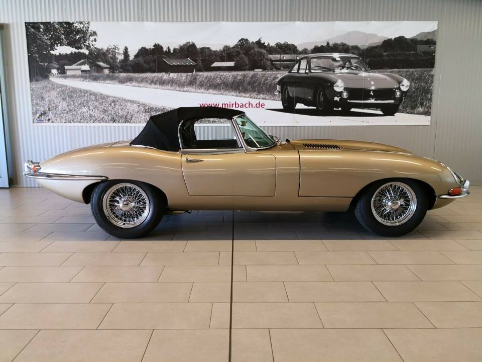 Afbeelding 7/15 van Jaguar E-Type 3.8 (1963)