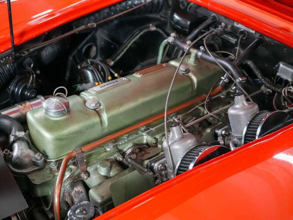 Image 16/43 of Austin-Healey 3000 Mk II (BJ7) (1963)