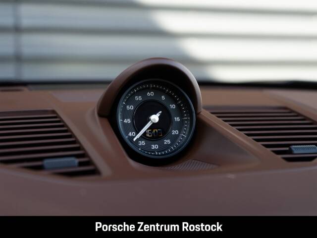 Obraz 11/32 pojazdu Porsche 911 Carrera 4S (1900)