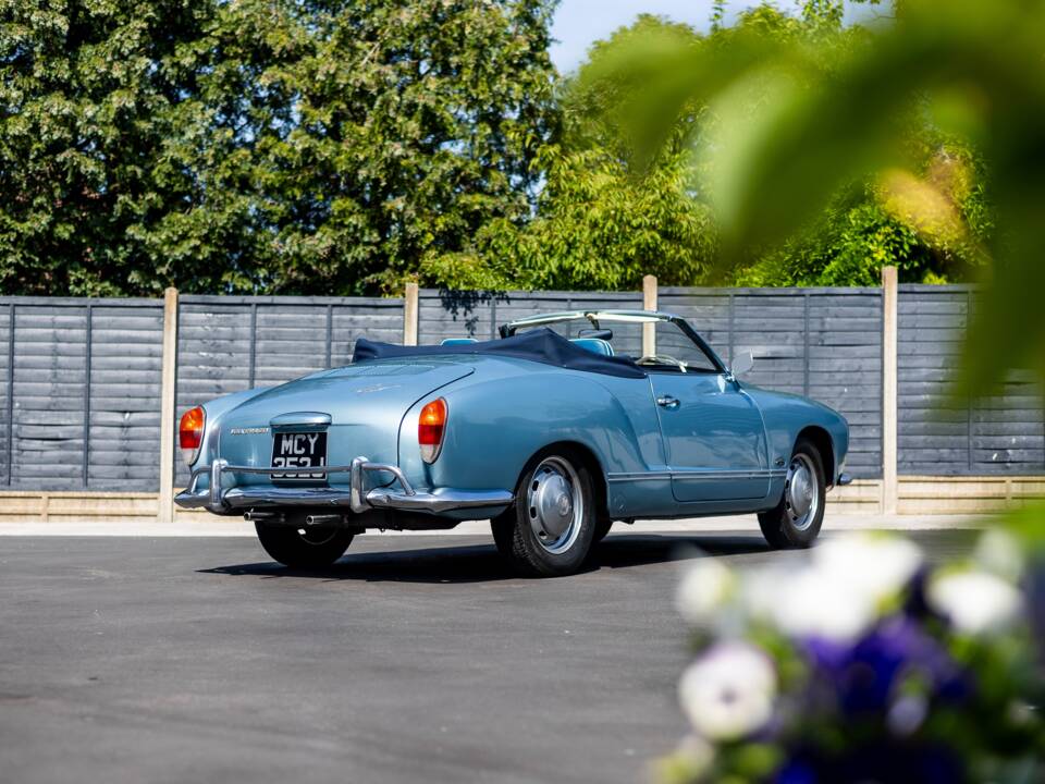 Image 10/50 of Volkswagen Karmann Ghia 1500 (1971)