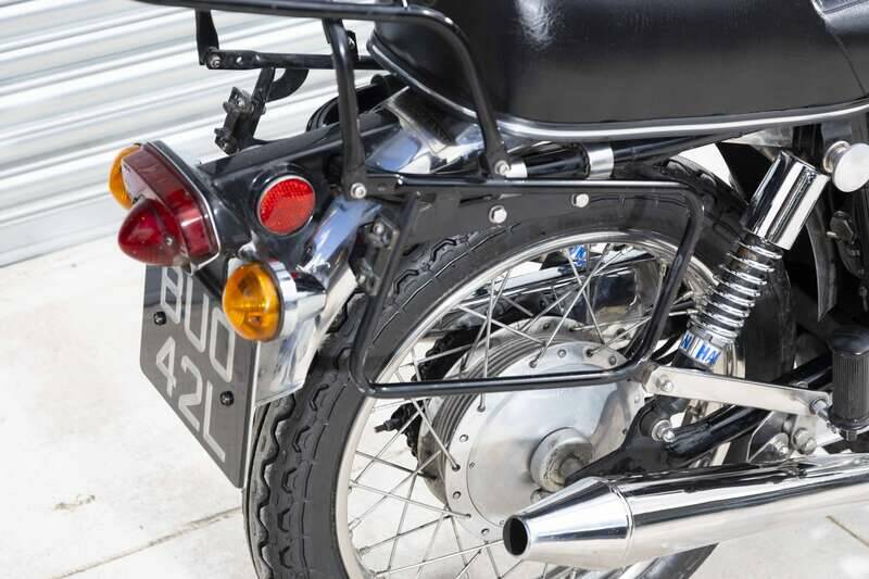 Image 26/27 of Norton DUMMY (1972)