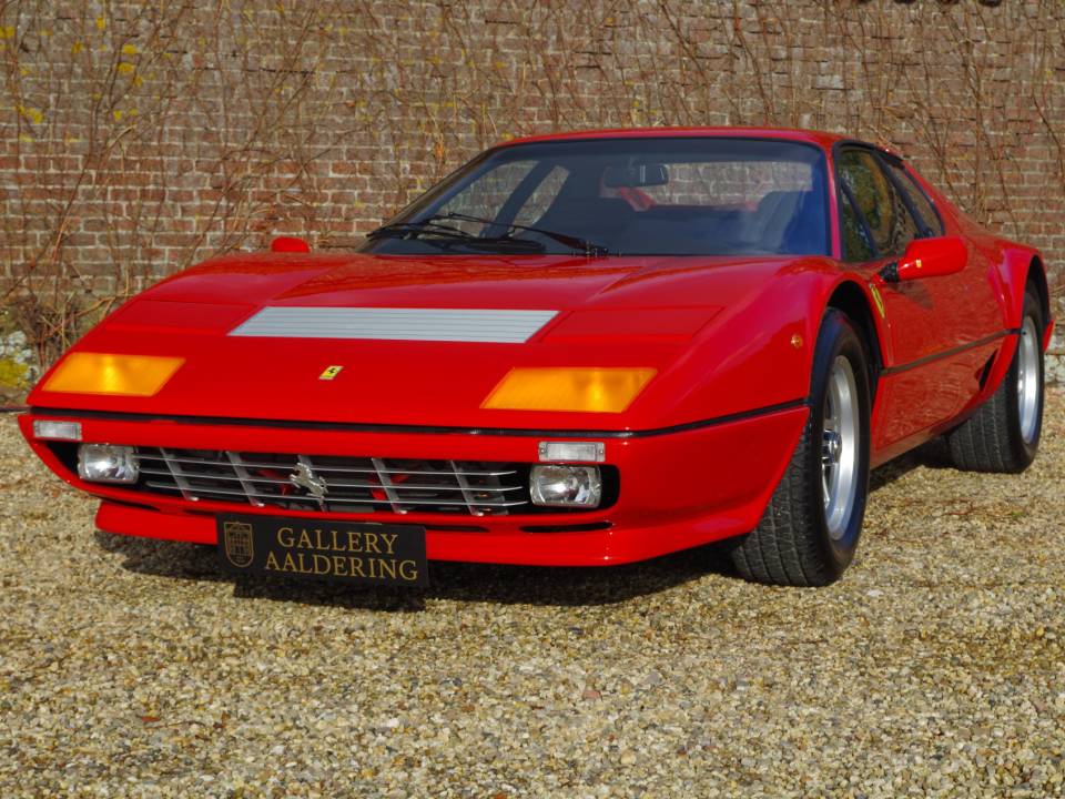 Image 31/50 de Ferrari 512 BBi (1984)