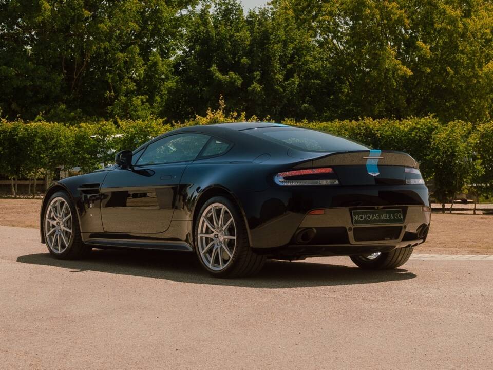 Bild 3/79 von Aston Martin V12 Vantage AMR (2018)